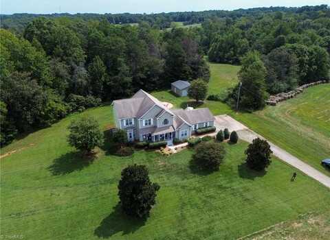 3137 Yorkshire Lane, Boonville, NC 27011