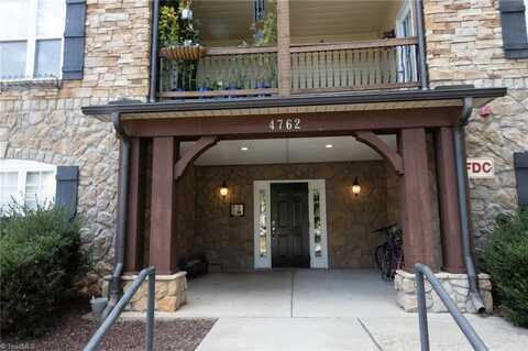4762 Tatton Park Circle, Winston Salem, NC 27103