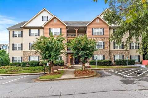 4762 Tatton Park Circle, Winston Salem, NC 27103