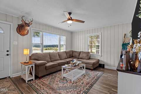 382 E Evans Road, Princeton, NC 27569