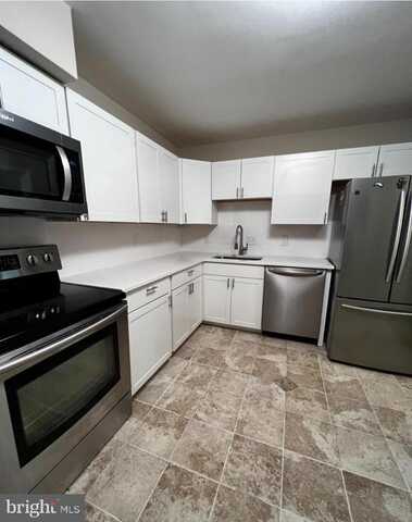 6113 BRANDYHALL COURT, FORT WASHINGTON, MD 20744