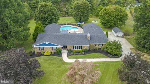 5 DERRY DRIVE, GLEN MILLS, PA 19342