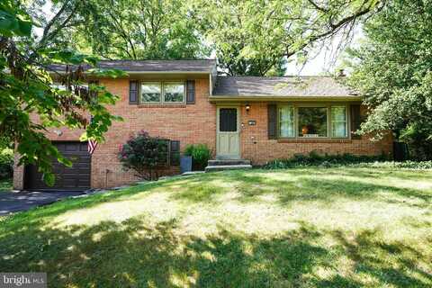 105 MAYFIELD DRIVE, LITITZ, PA 17543