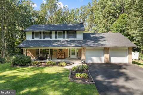 4755 E MILL HILL ROAD, EAST GREENVILLE, PA 18041