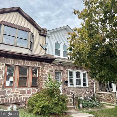 1005 STANBRIDGE ST, NORRISTOWN, PA 19401