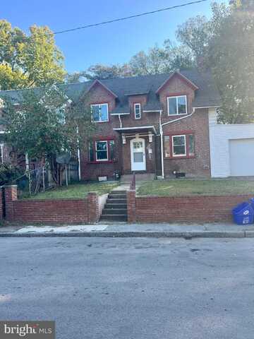 1515 ALLISON STREET, HARRISBURG, PA 17104
