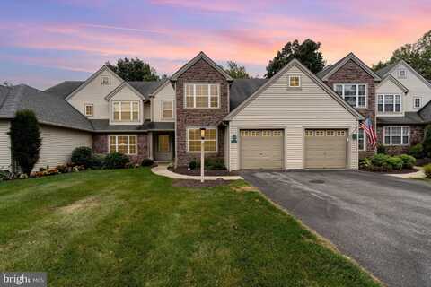 117 HAWK VALLEY LANE, DENVER, PA 17517