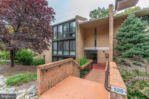 520 N LEMON STREET, MEDIA, PA 19063