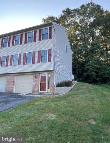 635 ROCKWOOD DRIVE, ELIZABETHTOWN, PA 17022
