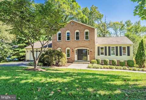 1835 HORSEBACK TRAIL, VIENNA, VA 22182