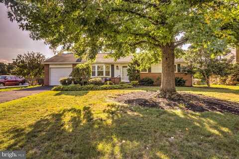 70 MEADOW VIEW DRIVE, LEOLA, PA 17540