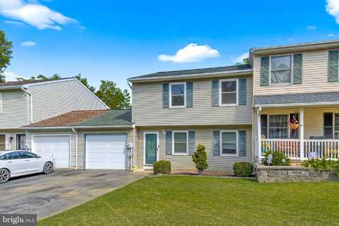 25 SUNRISE TERRACE, MILLERSVILLE, PA 17551