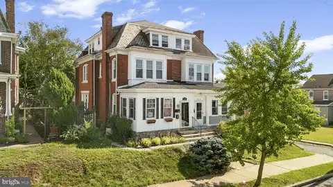 1418 PINE STREET, NORRISTOWN, PA 19401