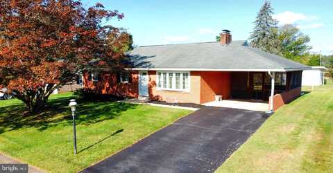 210 S 5TH STREET, MOUNT WOLF, PA 17347