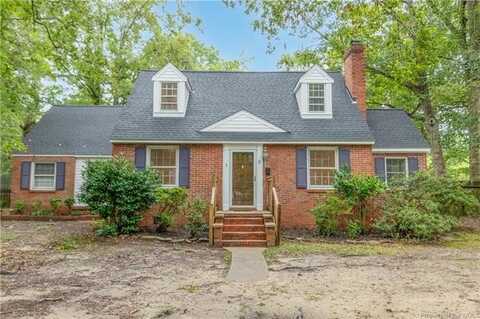 5 White Oak Drive, Newport News, VA 23601
