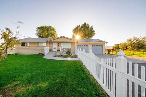 10325 S 23000 W, Stone, ID 83252