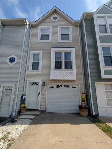 521 Elm Ct, Oakdale, PA 15071