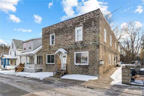512 Linden Avenue, New Kensington, PA 15068