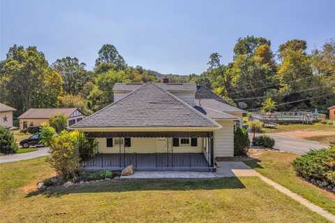 1517 Wampum Rd, Wayne, PA 16117