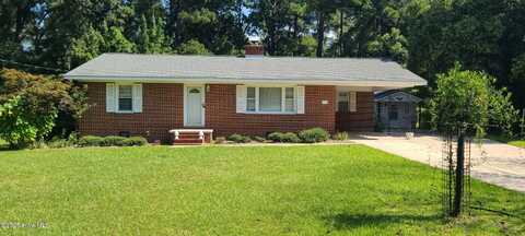 214 E Bladen Street, Bladenboro, NC 28320