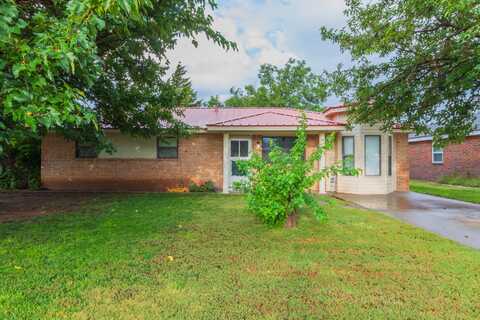 615 PINE Avenue, Dumas, TX 79029