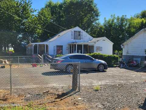 31 Curtis St, White Swan, WA 98952