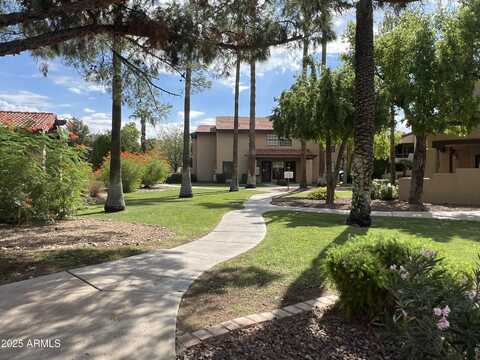 1351 N PLEASANT Drive N, Chandler, AZ 85225