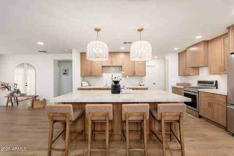 4030 E FAIRMOUNT Avenue, Phoenix, AZ 85018