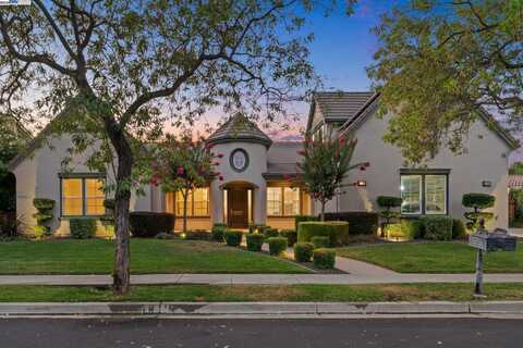 7297 Huntswood Ct, Pleasanton, CA 94566