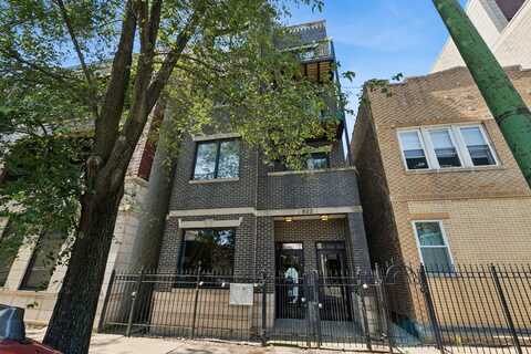 822 N. California Avenue, Chicago, IL 60622