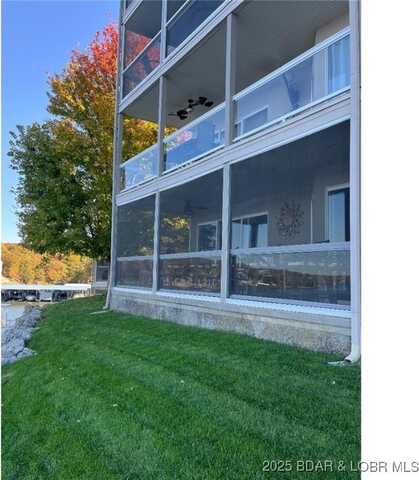1220 Lands End Parkway unit: 111, Osage Beach, MO 65065