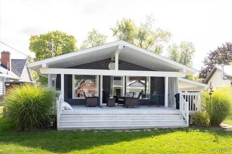 9364 Lake Shore Road, Evans, NY 14006
