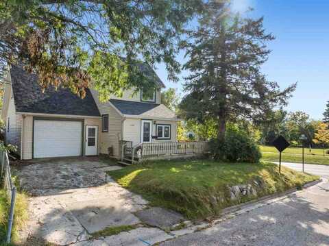 202 WESLEY, PETOSKEY, MI 49770
