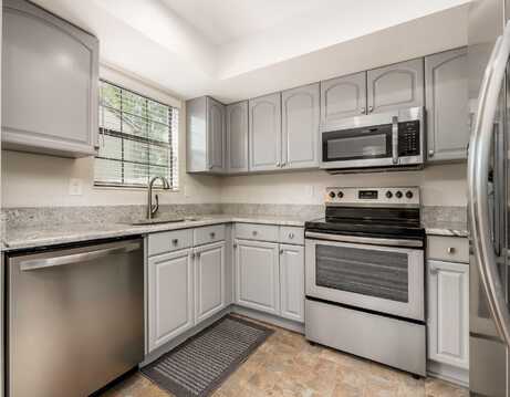 5297 Brandy Oaks Lane, Columbus, OH 43220