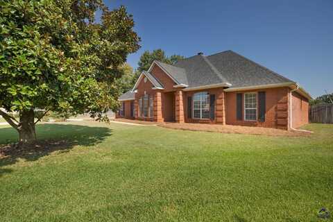 106 Blossom Court, Bonaire, GA 31005