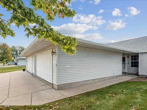 1365 Daleview Drive, Marion, IA 52302