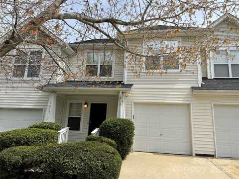 6617 Vlosi Drive, Charlotte, NC 28226