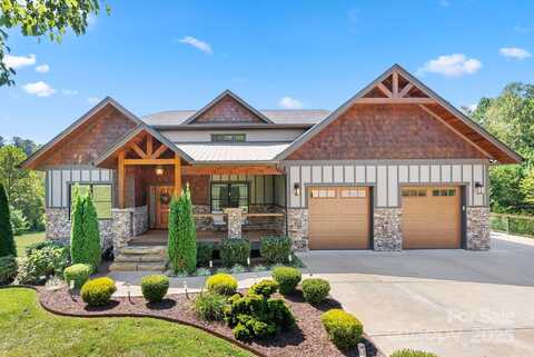 27 Ridge Glen Lane, Leicester, NC 28748