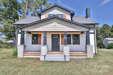 1826 N Oak Ridge Church Road, Yadkinville, NC 27055