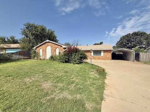 3223 Wheatridge Dr, Woodward, OK 73801