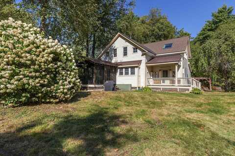 246 Putnam Hill Road, Chester, VT 05143
