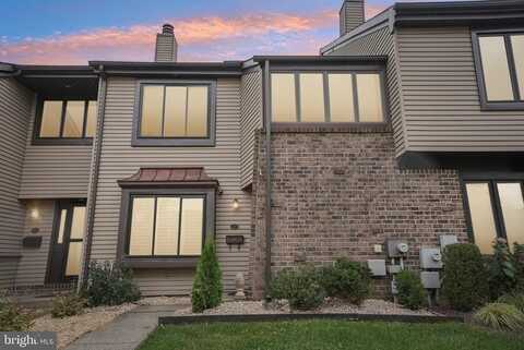 3 FARMINGTON PLACE, NEWTOWN, PA 18940