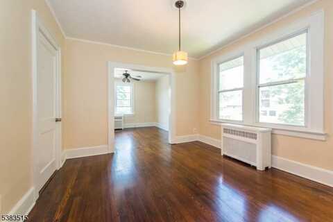 23 Verona Pl, Verona, NJ 07044