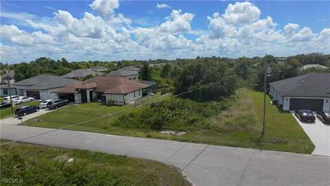 3607 16th st sw, Lehigh Acres, FL 33976