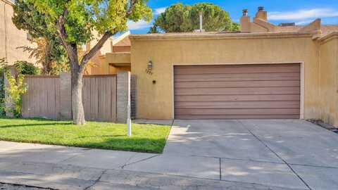 7232 BOBWHITE Lane NE, Albuquerque, NM 87109