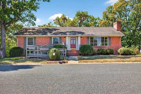 1185 PINEHURST RD, STAUNTON, VA 24401