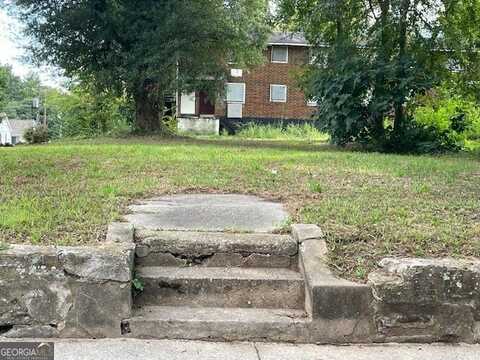 776 Neal, Atlanta, GA 30318