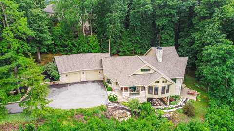 54 Braemar Drive, Valparaiso, IN 46385
