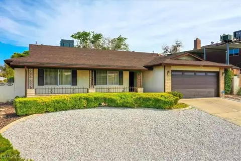 727 Strawberry Place, Henderson, NV 89002