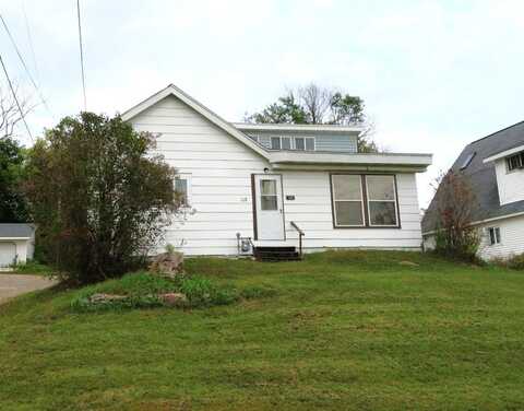 110 PEARL ST W, Rhinelander, WI 54501